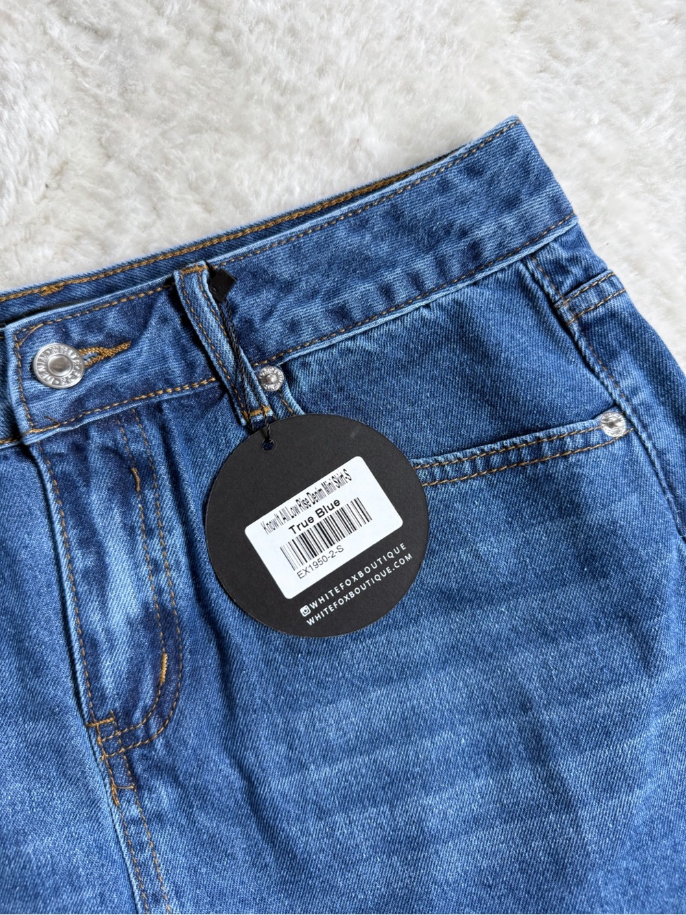 White fox denim mini skirt - Picture 2 of 4